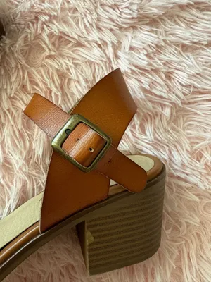 Rock & Candy Roselyn-D Sandals Size 7 Brown Block Heel thumbnail 3