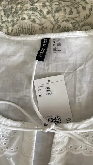 H&M collared blouse thumbnail 4