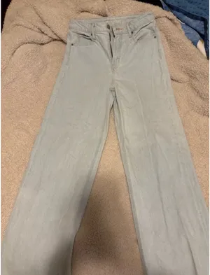 Old Navy Jeans Sky-Hi Wide-Leg thumbnail 2