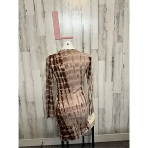 Long sleeve mini dress size L thumbnail 3