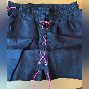 NWT LF Millau linen bungee shorts thumbnail 4