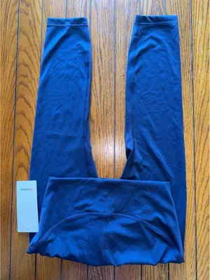 Lululemon Instill High Rise 25” True Navy Size 8 NWT thumbnail 1