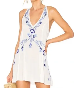 Free People‎ Adelaide Festival Slip Dress, White Mini Dress Floral Embroidery XS thumbnail 1