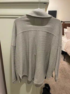American Eagle Pullover Sweater thumbnail 2
