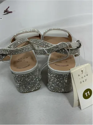 Womans NWT A New Day Shannon Strappy Dress Sandals Size 11 Silver Rhinestones thumbnail 4