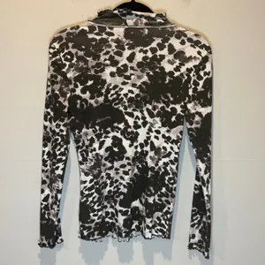 Anthropologie Pilcro Printed Long Sleeve Turtleneck - size Small thumbnail 3