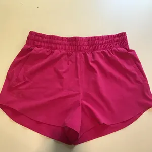 Under Armour Women's Flex Woven Short in Pink Size L NWT thumbnail 1