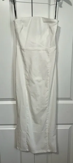Forever 21 Lightweight Strapless Bodycon Midi Dress M White NWT thumbnail 1