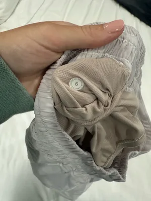 Lululemon Hotty Hot Shorts 4” thumbnail 4