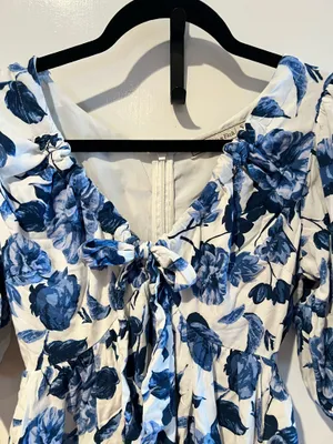 Abercrombie & Fitch blue and white floral mini dress thumbnail 2