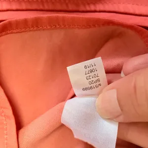 LOFT Outlet Blouse Size M Coral Ruffle Shoulder Long Sleeve Pleated Top Preppy thumbnail 8