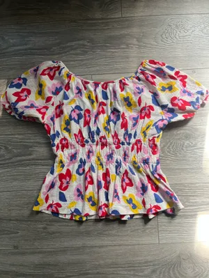 Kate Spade White Blue Floral Smocked Scoop Neck Puff Sleeve Cotton Blouse Size M thumbnail 2