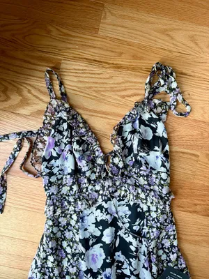 Lulus NWT Black Lavender Floral Ruffle Tie Strap Maxi Dress S thumbnail 4