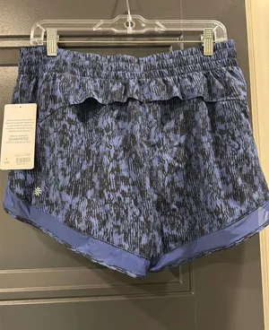 Athleta Shorts 4" thumbnail 1