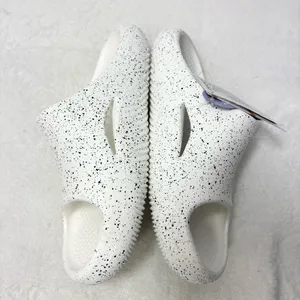 CROCS Mellow Recovery Speckle White and Black Slide Sandal W8‎ / M6 thumbnail 7
