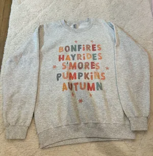 Crewneck thumbnail 1