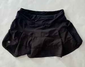 Vintage VTG Lululemon Black Pace Rival Skirt 11" Size 2 thumbnail 1