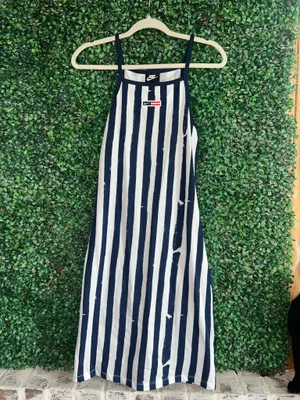 Nike dress thumbnail 1
