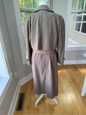 Vintage Regent Park Khaki Belted Trench Coat with Warm Lining Size 10P thumbnail 4