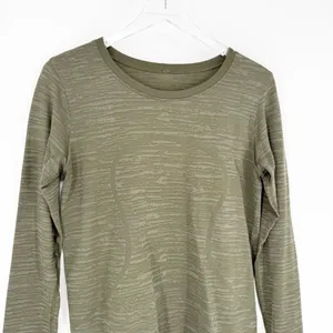 Lululemon Swiftly Relaxed Fit Long Sleeve‎ Shirt Women's Size 8 Green Athleisure thumbnail 5