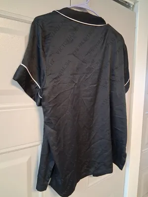 Victoria's Secret collared pj pajama top with pockets in black and white size medium. thumbnail 9