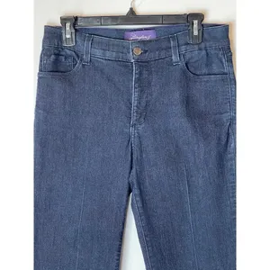 NYDJ‎ Straight Leg Mid Rise Dark Wash Jeans With Jeweled Back Pockets Size 8 thumbnail 3