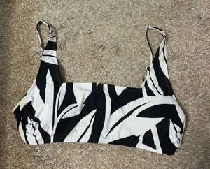 Swimsuit Bikini Top Multiple Size XL thumbnail 1