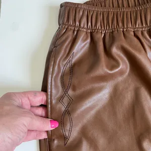 Ariat Womens Brown Faux Leather Western Jogger Pants High Rise Size L‎ 1005037 thumbnail 8