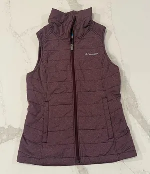 Columbia Dandi Camp Insulated Quilted Vest Women’s Small Maroon Red Mock Neck thumbnail 1