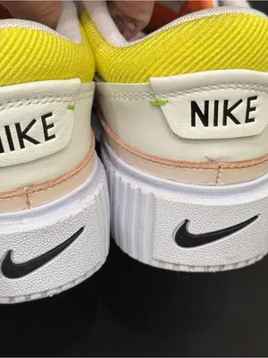 NIKE Women’s Court Legacy Lift Size 6 thumbnail 8