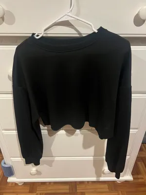 Cropped Crewneck thumbnail 1