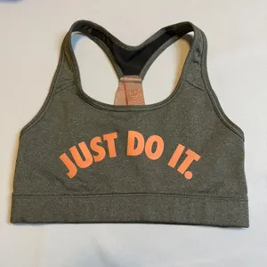 Nike Just Do It Sports Bra Gray Peach‎ Racerback Medium Support Workout Gym thumbnail 3