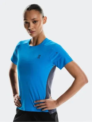 On Cloud Core T Performance T-Shirt Woman’s Size Medium Malibu Grey Running Gym thumbnail 1