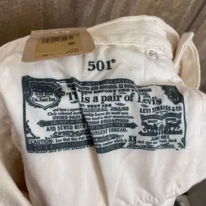 Levi’s Women's 501 Ivory Give Me Butterflies‎ Hi-Rise Denim Shorts, 30 NWT thumbnail 9