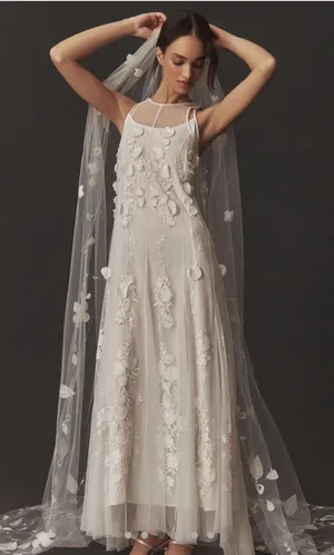 Wedding Veil thumbnail 1