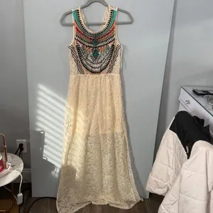 Lulumari Women Maxi Dress Lace Tribal Embroidered High Low Cream Size Medium thumbnail 2