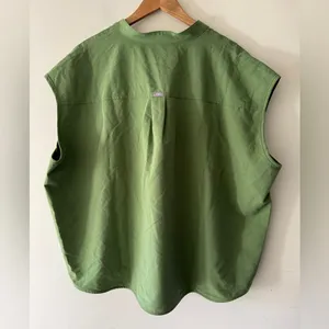 FIGS Technical Collection Rafaela Oversized‎ Green Scrub Top 4X thumbnail 3