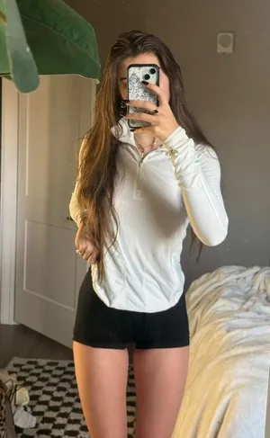 Lululemon Women's White and Grey Top thumbnail 1