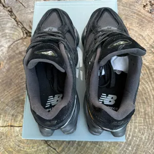 New Balance 9060 Running Girl shoes size 4.5 thumbnail 5