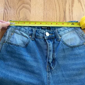 Nasty Gal Two Tones Mom Blue Jeans‎ Women’s Size 2 Inside Out Denim thumbnail 5