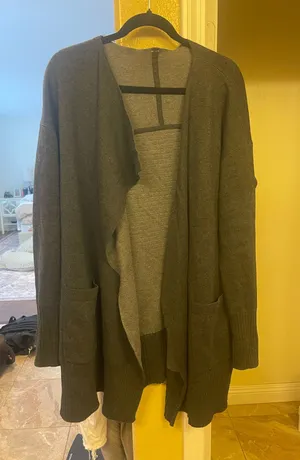 Lululemon Cardigan thumbnail 1