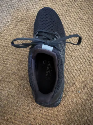 Black Adidas Ultraboost Women’s thumbnail 4