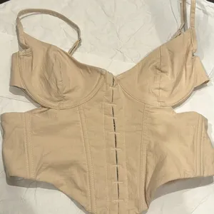 White fox boutique bustier beige clasp back corset top xs thumbnail 1