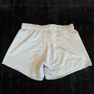 Women's Gray Nike Dri-Fit Athletic Shorts Drawstring Closure Size Small thumbnail 4