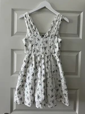H&M Dress thumbnail 4