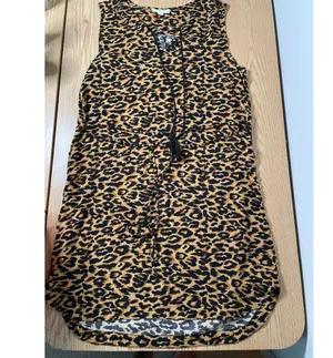New Womens Beach Lunch lounge Animal Print Viscose Dress size Medium thumbnail 1