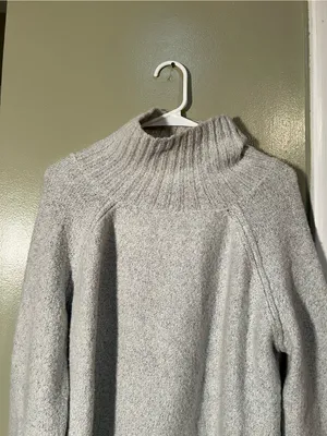 Gilli Women's Size Medium Mock Neck Turtleneck Sweater Light Gray Stretch LT1243 thumbnail 4