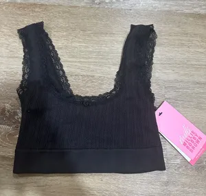Lace thumbnail 1