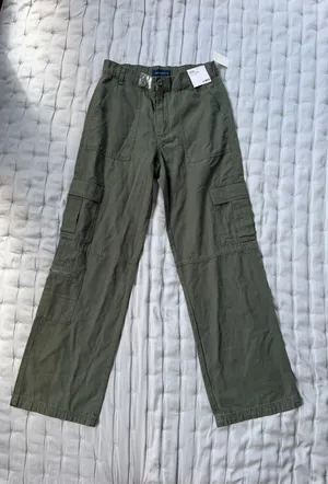 Green Aeropostale Cargo Pants thumbnail 1