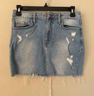 Forever 21 Jean High Waisted Skirt Size 25 thumbnail 1